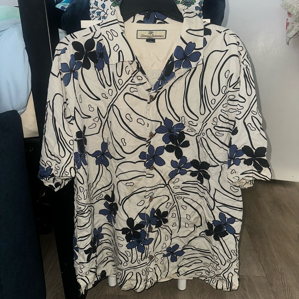 Tommy Bahama White and Navy Floral Shirt